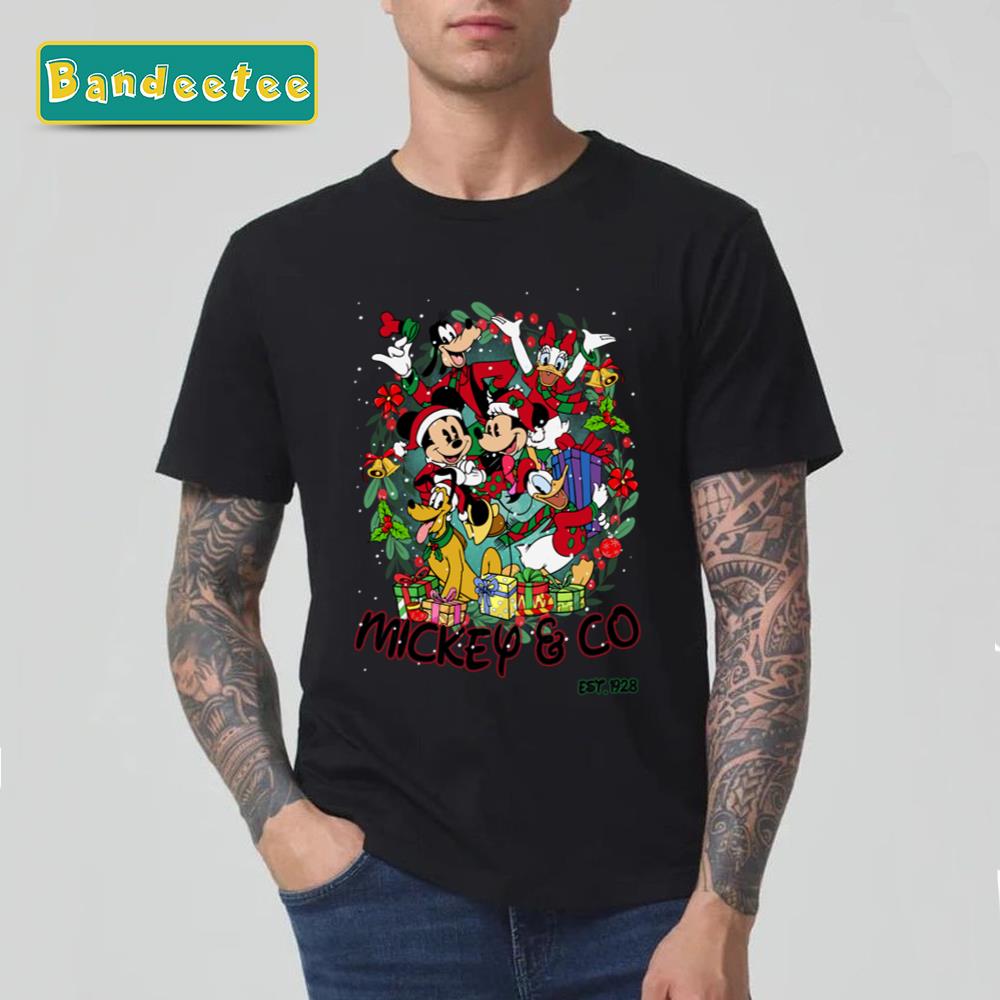 Disney Christmas Friends Holiday Season Unisex T-Shirt