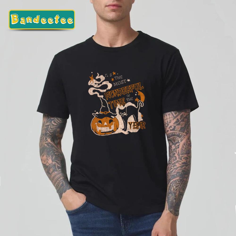 Halloween Cat Wonderfull Time Distressed Horror Unisex T-Shirt