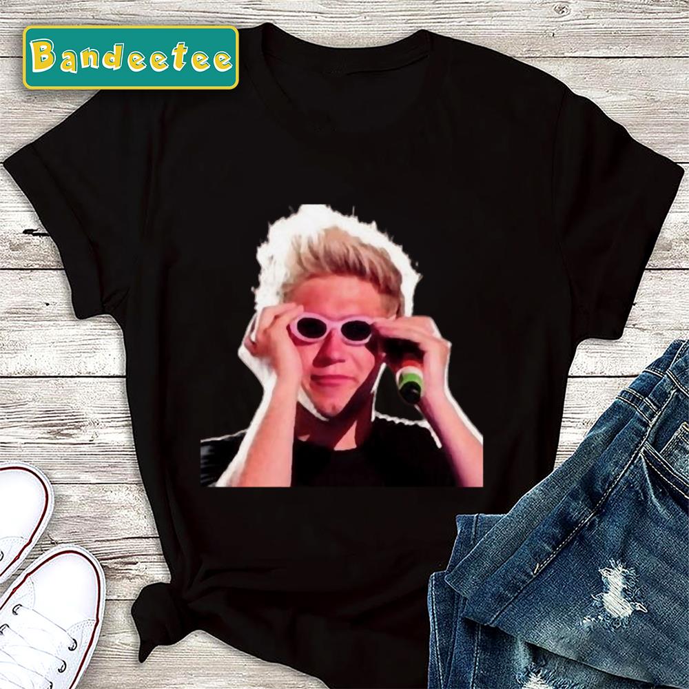 Niall Horan Funny Young Pink Glasses Unisex T-Shirt